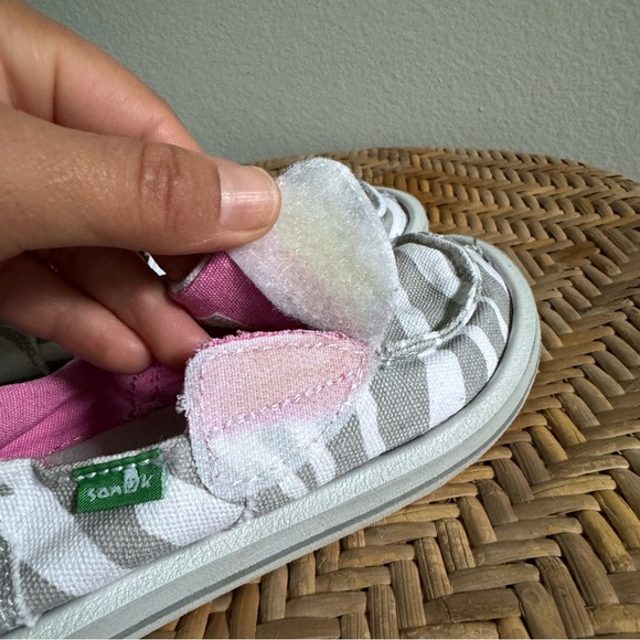 Sanuk Toddler's I'm Game - Zebra Grey Size 11 - Picture 4 of 9